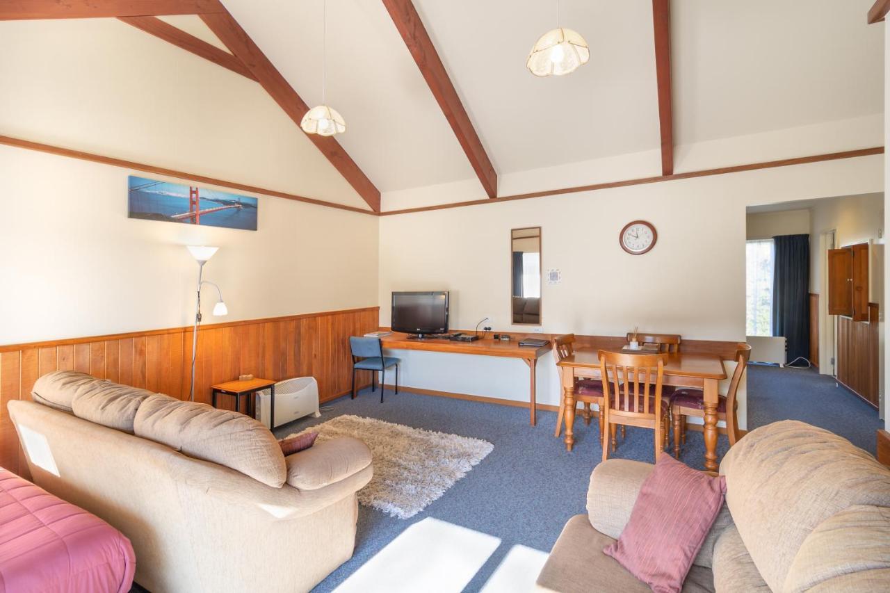 Anatoki Lodge Motel ทาคาคา ภายนอก รูปภาพ