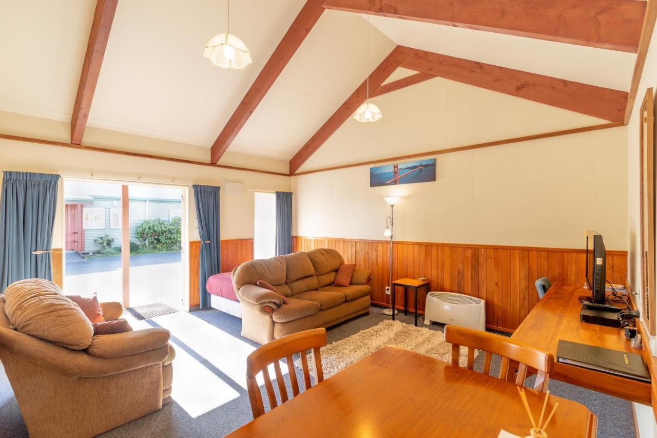 Anatoki Lodge Motel ทาคาคา ภายนอก รูปภาพ