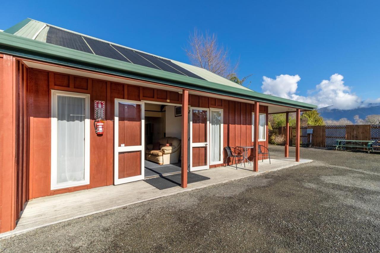 Anatoki Lodge Motel ทาคาคา ภายนอก รูปภาพ