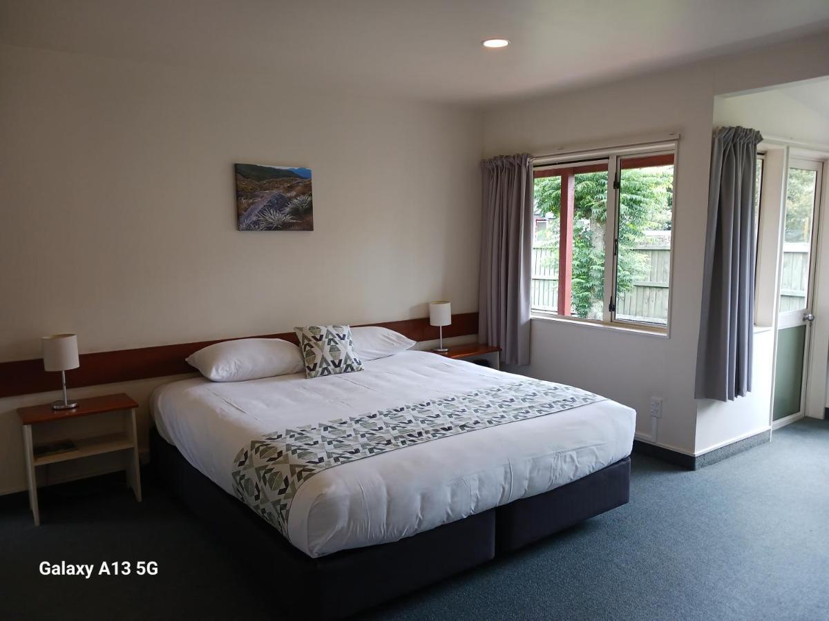 Anatoki Lodge Motel ทาคาคา ภายนอก รูปภาพ