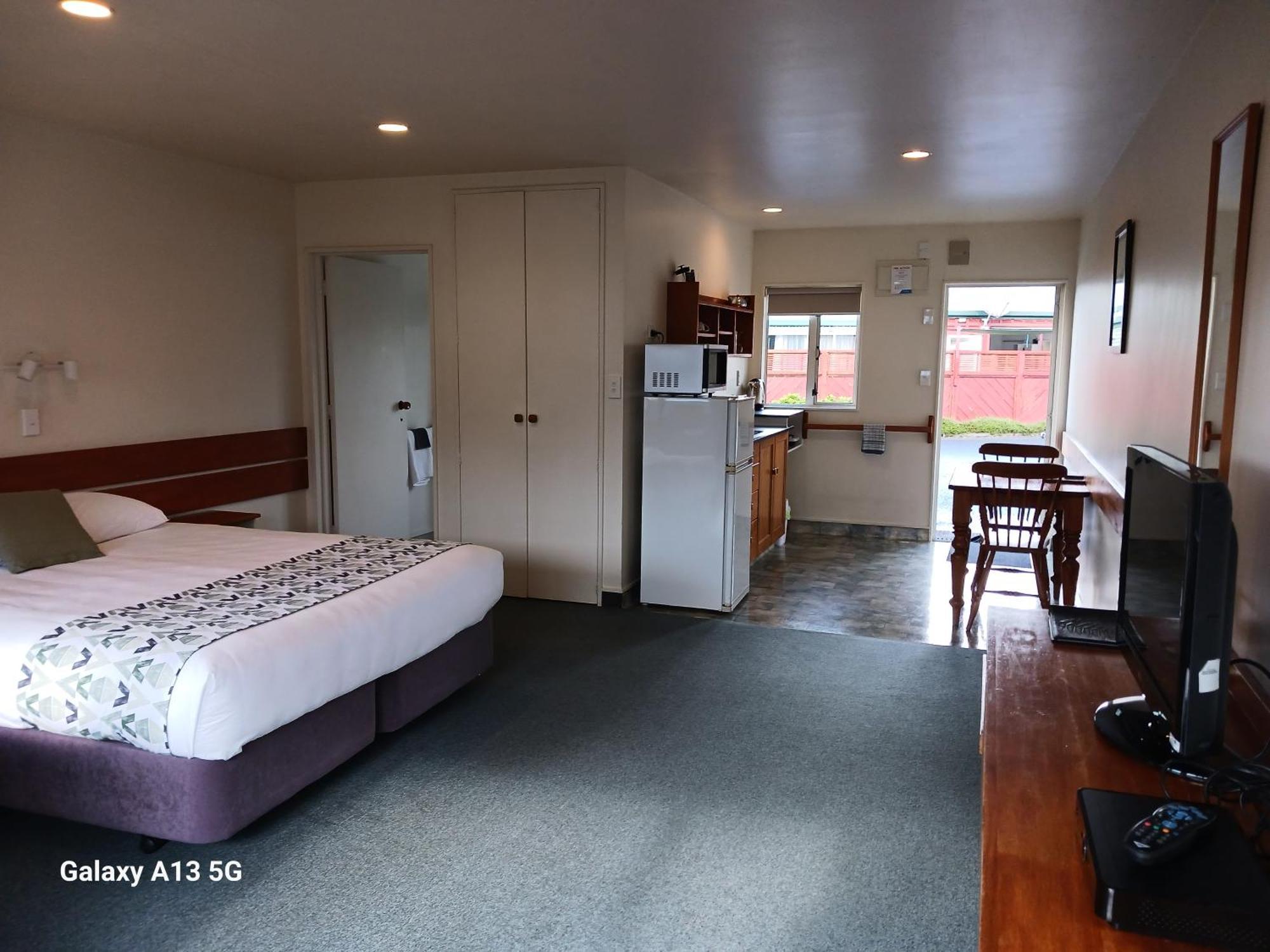 Anatoki Lodge Motel ทาคาคา ภายนอก รูปภาพ